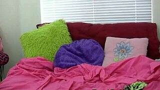 Teen amateur girl masturbates with dildo and fingers herself