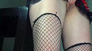 A mini skirted sexy Asian babe gets wet and wild