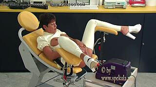 Anal machine makes me squirt hard