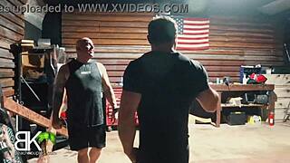 Butt-loving neighbor should get a cumshot in the face