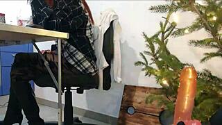 I masturbate before dinner!