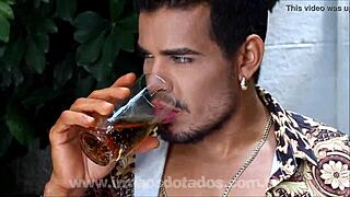 i love watching muscular guys bareback