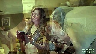 Jeg har aldri følt så intens strap-on action med Kylie!