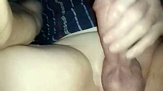 Facet Walczy Kutasa w Łóżku