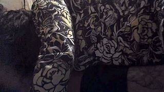 Speaking of the sex scene, a stunningly beautiful woman is usually able to perform an excellent blowjob