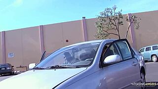 After the Guy Fixed Her Car the Ebony Returned the Favor by Sucking and Fucking