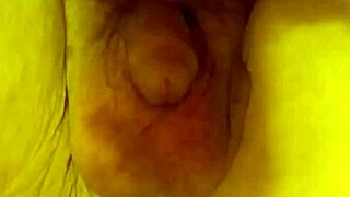 Cubby Shemale Enjoys Solo Anal Play with Stevidolly!