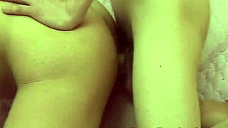 watch this extreme hardcore threesome gay bareback action?