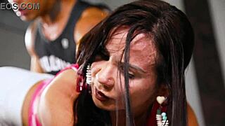 Milf Gostosa Fucks Personal Trainer Hard