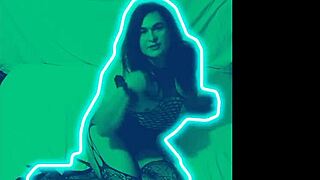 Pamelitha travesti de closet