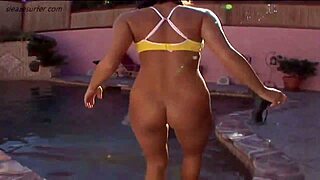 Lesbian foursome with toys and dildos is epic! 😍