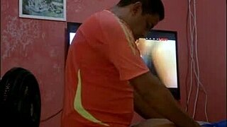 rasgando o cu da morena