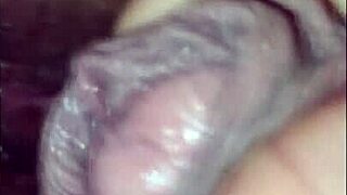 I get my butt wet after masturbation with my boyfriend