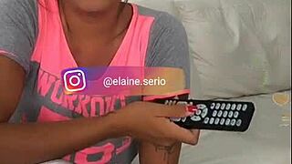 morena gostosa shakes her ass with passion