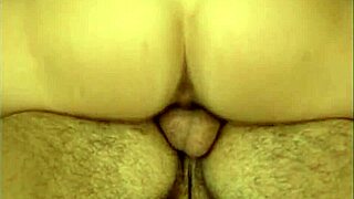 Hej, chceš vidieť špinavé sekretárky drsne driapať v kancelárii?