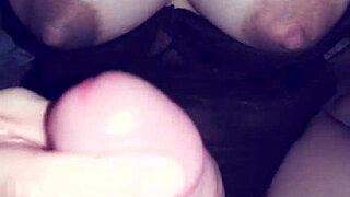 Katita swiftly pulls her cum in this rapid scene.