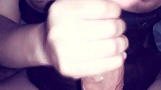 Katita swiftly pulls her cum in this rapid scene.