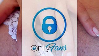 Chica Masturbates in Sexy Lingerie Bent Over