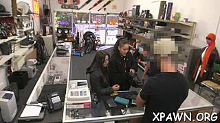 Pussy Drilled Hard In Amateur Reality Blowjob Scene