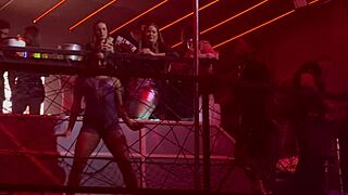 Fui no Show do MC Dinho e CHUPEI Várias Rolas