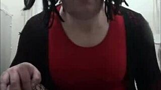 bisexual mark wright begs for piss filling while swallowing his own