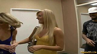 kendra and samantha lesbian masturbating pussy close up