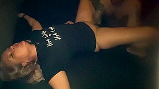 Follándome a un extraño caliente en club de sexo de Atlanta anoche.