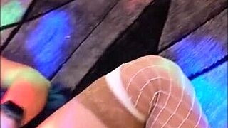 Hotwife Steffi Skater Dances With Pussy And Dildo