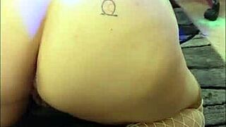 Hotwife Steffi Skater Dances With Pussy And Dildo