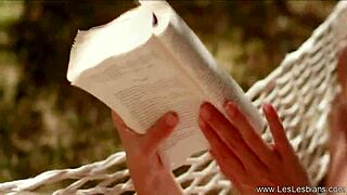 Look at these beautiful lesbians fingering each other!