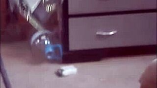 neighbor helps shave my pussy, check out the smooth result in college setting