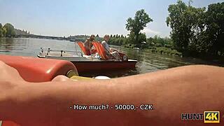 Hunt4k Bohatý gentleman mačká velká prsa a tvrdě vrtá roztomilou evropskou kundičku