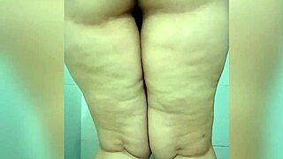 latina with perfect ass