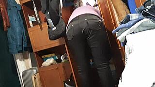 while my stepmom cleaned, my girlfriend surprised me with a kiss