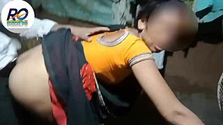 देसी देवर ने साड़ी में मुझे डॉगीस्टाइल में जोरदार चोदा