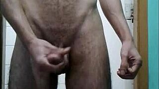 watch me masturbate at home like a pro amateur!