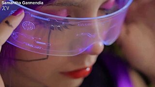 Кибер кукличка язди дилдо в луд трейлър!