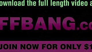 شاب معلق يتدلع وينيك أجمل صديقات شقراوات