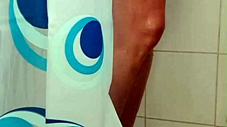 Godere sotto la doccia!