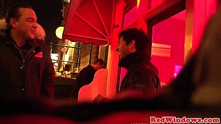 Holandská prostitútka dostáva výstrek v Holandsku