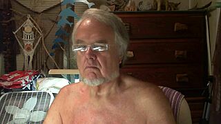 HD Charlie Porn solo performance by Charlie Johnson