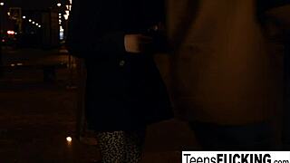 Teen Babe Gives Blowjob And Hardcore Sex