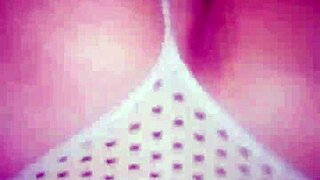 Madurita milf shows off pussy in daring display