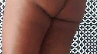 thick housewife with big booty gets dirty in the bathroom