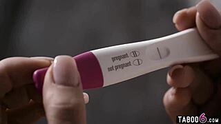 Bisexual threesome trying to get pregnant with Anna Claire Clouds