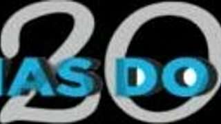 I prepare dinner with my couple in making off.