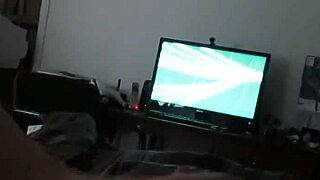 cyoot beluga gives blowjob with feet involved!