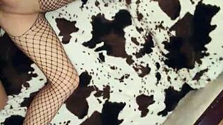 check out this milf in heels and stockings