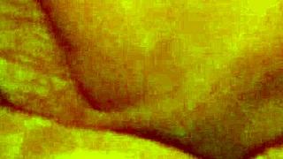 Homemade amateur fucks big clit