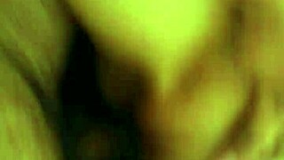 mi hermanita pide que le folle el coño?